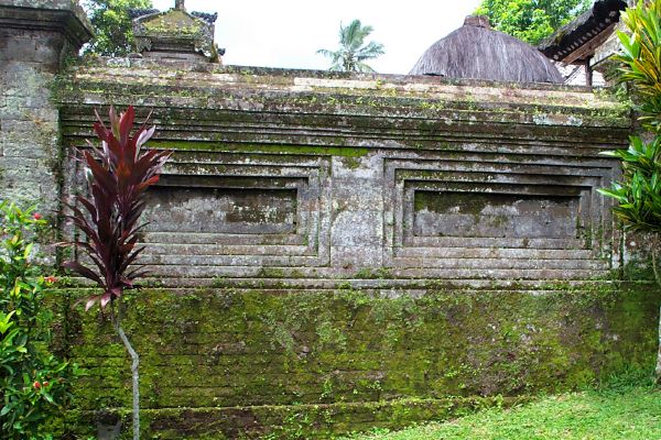 Click here to return to the Bali story.